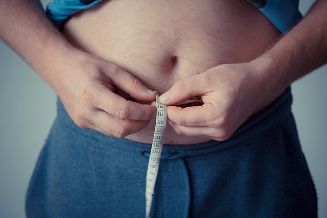 3 mėnesiai praranda pilvo riebalus amenorėja po svorio