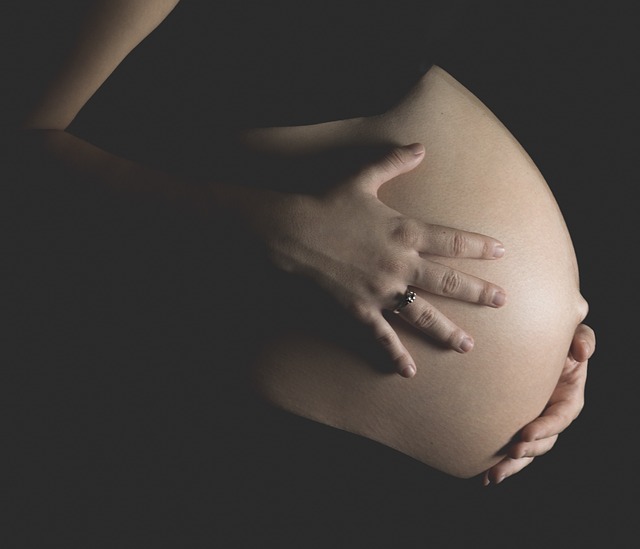 ar nėščia moteris gali netekti riebalų svorio netekimas riebalų rankas